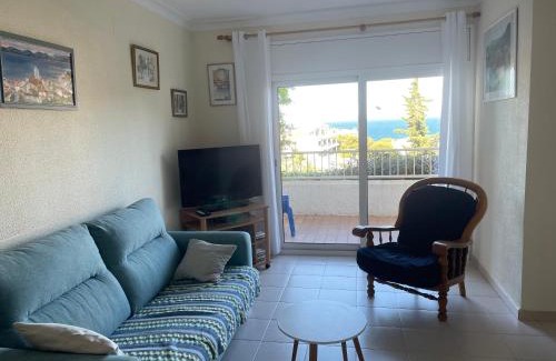 Llanca Apartment | Appartement vue mer 5 minutes à pied de la plage - Draps et serviettes non fournis