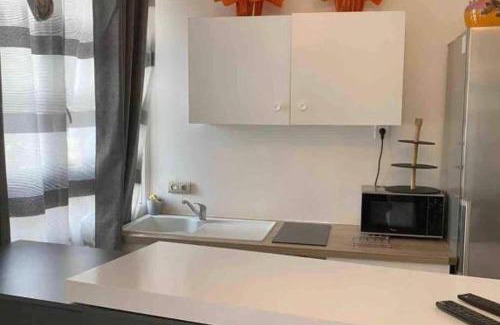 Saint-Lazare Apartment | Appartements Lumineux