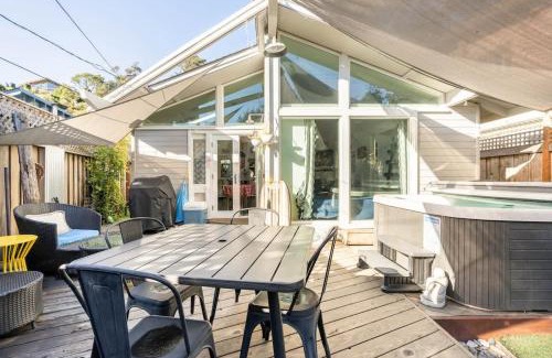 Rio del Mar House | Aptos Beach Retreat Hot Tub & 5 Min Walk to Sand