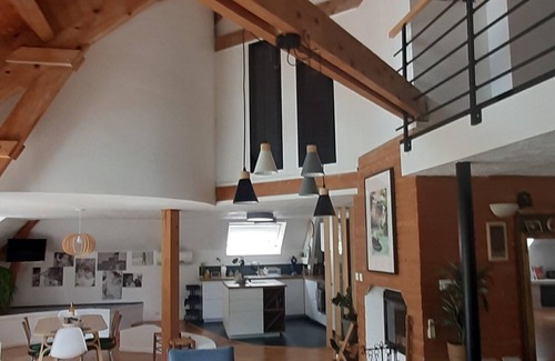 Theze House | Architect-designed house in southwest France, between sea and mountains.