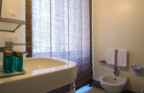 Lecce Historic Center House | ARCO VECCHIO URBAN SUITE by EPOCA COLLECTION