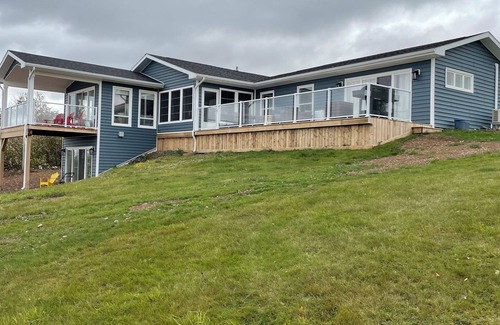 Arisaig House | Arisaig Seaview Cottage with panoramic views of Northumberland Strait