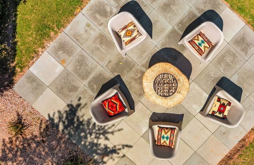 Papago Parkway House | Arizona Fishhook Suite