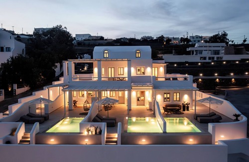 Santorini Apartment | Arotron Santorini
