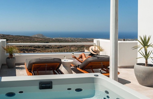 Santorini Apartment | Arotron Santorini