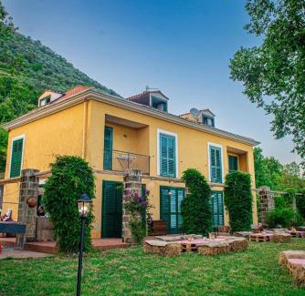 San Cipriano Picentino Apartment | Artemide Villa Luna