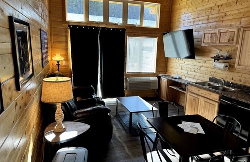 Bramwell Cabin | ATV TrailCamp: Harris's Hut- Just seconds from the HMT Pocahontas Trailhead!