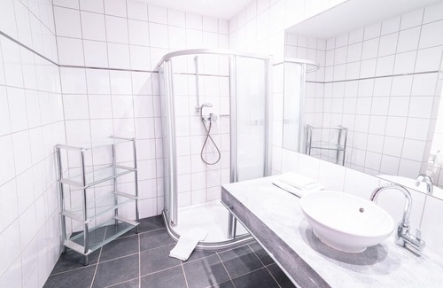 Lake Pressegger Hotel | Avant-garde with eagle's nest - Alpen Adria Hotel & Spa