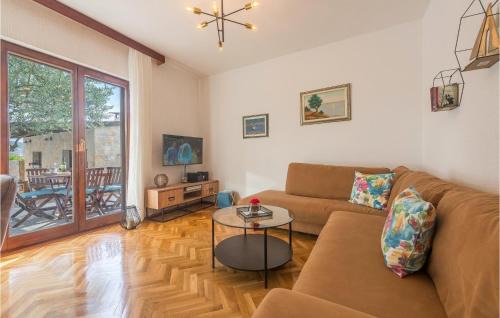 Susica House | Awesome Home In Betina