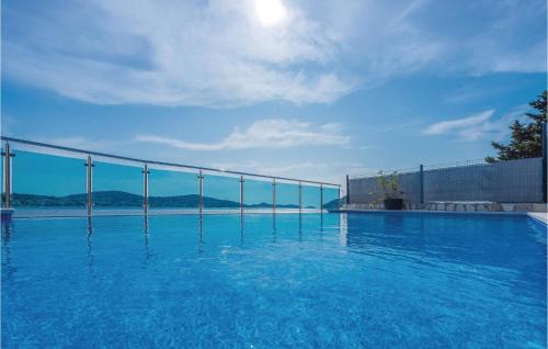 Dvornica House | Awesome Home In Kalebova Luka