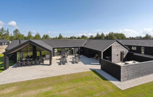 Houstrup House | Awesome Home In Nørre Nebel With Sauna