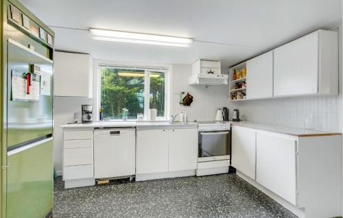 Rodby House | Awesome Home In Rødby With Kitchen
