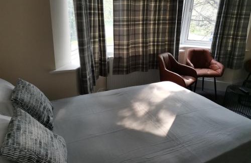 Ealing Common Bed & Breakfast | Ax 1 Bed and Breakfast