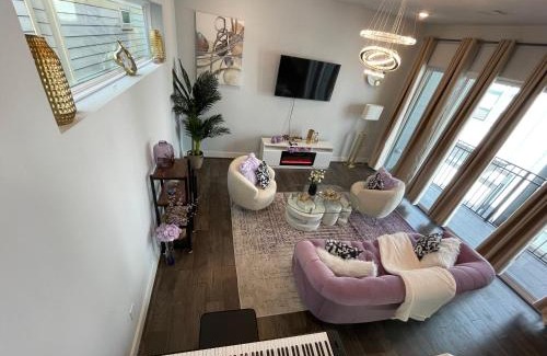 Houston Apartment | Azaliah Luxe Connection