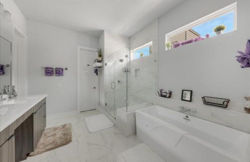 Houston Apartment | Azaliah Luxe Connection