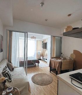 Pasay Apartment | Azure Urban Resort Residences Muni muni Staycation