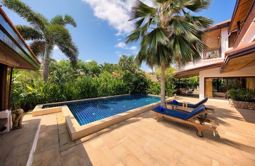 Hua Thanon Villa | Baan Buaa 3-bed Beachside Villa