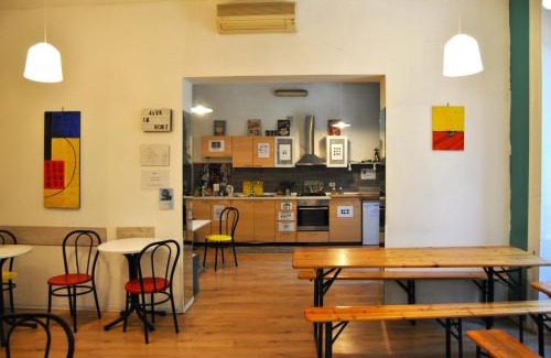 Kalsa Hostel | Balarm - Hostel and Bar
