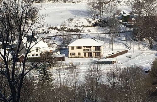 Besse-en-Chandesse Apartment | Balcony apartment in the heart of Auvergne volcano park