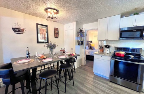 Baldy Mountain Ski Chalet | Baldy Mountain Basecamp Cozy Stay w/Free Shuttle Access