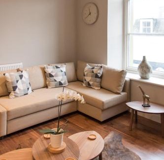 Kelso Apartment | Barclay House
