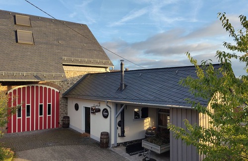 Stahlhofen House | "Basalt barn Westerwald" - close to nature & unique
