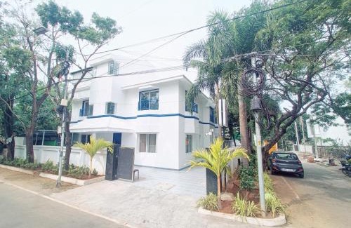 Palavakkam Hotel | Bay Breeze Suites