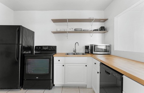Bay Harbor Islands Apartment | Bay Harbor Sunset Apt 5C