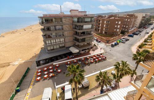 El Moncayo Apartment | Beach Haven by Fidalsa