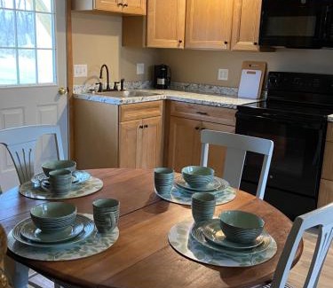 Newport Apartment | Beach House - The Three Fish