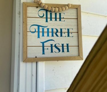 Newport Apartment | Beach House - The Three Fish