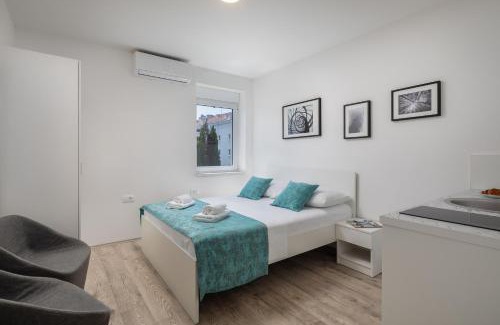 Donja luka Apartment | Beachfront Boutique Apartments with Free Parking