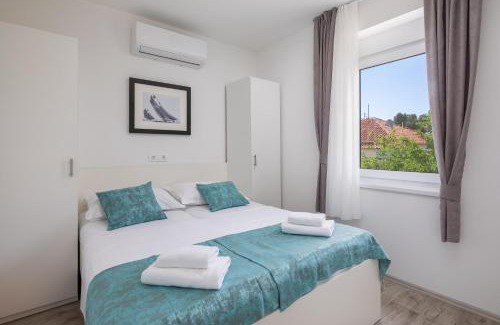 Donja luka Apartment | Beachfront Boutique Apartments with Free Parking