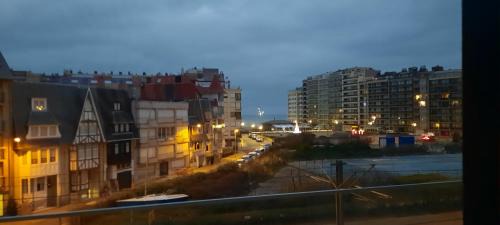 Westende Apartment | Beachstudio Westende with sea view