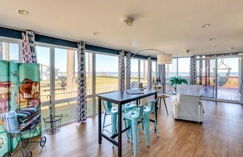 Point Lookout House | Beachy Maryland A-Frame Steps to Chesapeake Bay!