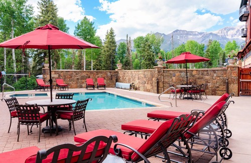 Mountain Village Condo | Bear Creek Lodge 309ab 2 Bedroom Condo by Alpine Lodging Telluride