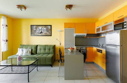 Balatonoszod Apartment | Beautiful apartment for 6 guests with TV and balcony