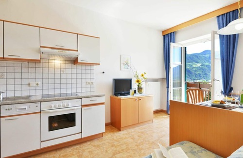 Andriano Apartment | Beautiful apartment for 4 guests with pool, WIFI, TV and patio
