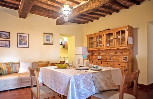 Paciano Villa | Beautiful apartment in villa for 4 people with pool, WIFI, TV, terrace and pets allowed