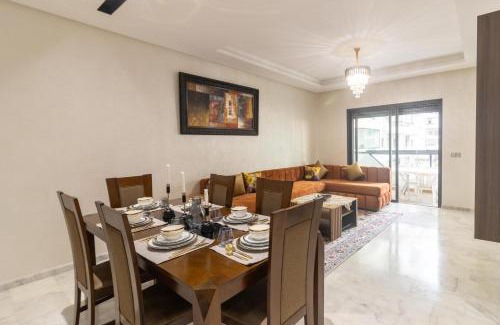 Ain Harrouda Apartment | Beautiful apartment with pool view