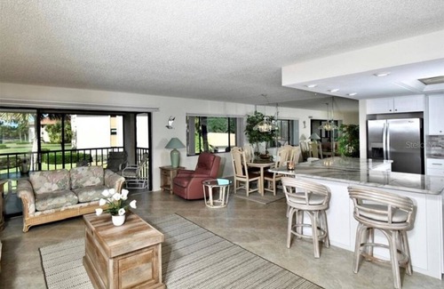 Burnt Store Marina Condo | BEAUTIFUL BURNT STORE MARINA * BEAUTIFUL CONDO * AMAZING GROUNDS