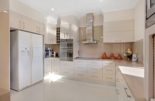 Pindimar House | Beautiful Estate in Tea Gardens, 15 mins from the Beach!