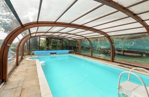Saint-Pol-de-Leon House | Beautiful Holiday Home in Santec France with Swimming Pool