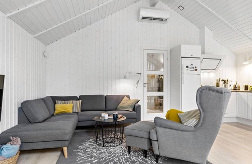 Blokhus House | Beautiful home in Blokhus with sauna