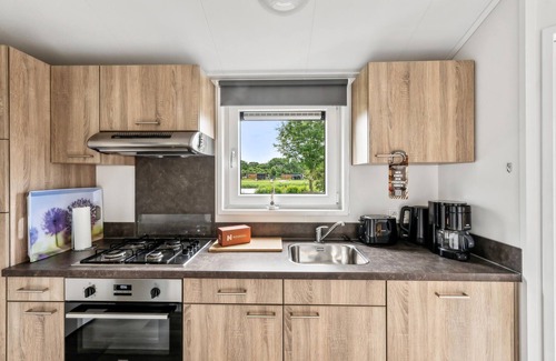 Suesel House | Beautiful home in Süsel with kitchen