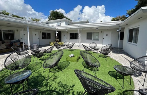 Northeast Miami Apartment | Beautiful Studio 15 min from the beach