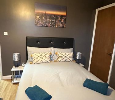 William Morris Apartment | Beautiful Studio Apartment No4 Forest Road