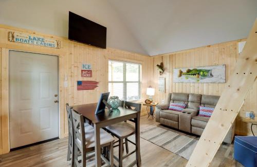 Higden Apartment | Beautiful Studio Cabin Near Greers Ferry Lake!