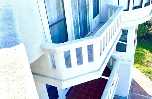 East Canyon House | Beautiful Tuscany Villa with pool & a view!