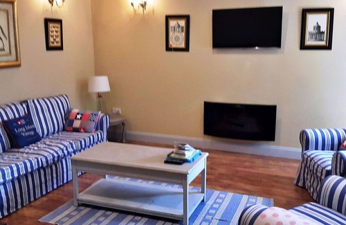 Breedon on the Hill House | Beautiful villa for 4 people with WIFI, TV and pets allowed